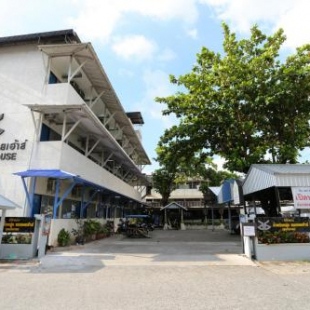 Фотография гостиницы Chomdoi House Hotel SHA Extra Plus