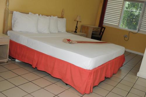 Фотография гостиницы Pineapple Court Hotel