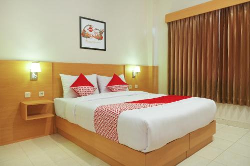 Фотографии гостиницы 
            OYO 902 Hotel Pondok Anggun