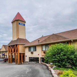 Фотографии гостиницы
Rodeway Inn & Suites Wisconsin Madison-Northeast