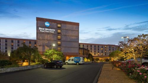 Фотография гостиницы Best Western Royal Plaza Hotel and Trade Center