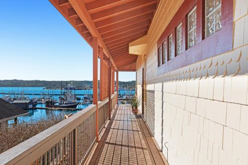 Фотография гостевого дома Bayfront House