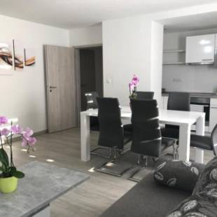 Фотографии апарт отеля
Panorama Apartments