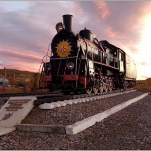 Фотография памятника Памятник Паровоз Эр787-72