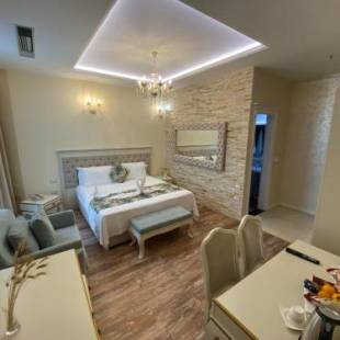 Фотография гостиницы The Red Bricks Hotel