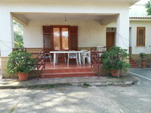 Фотографии мини отеля
Sunset Cottage