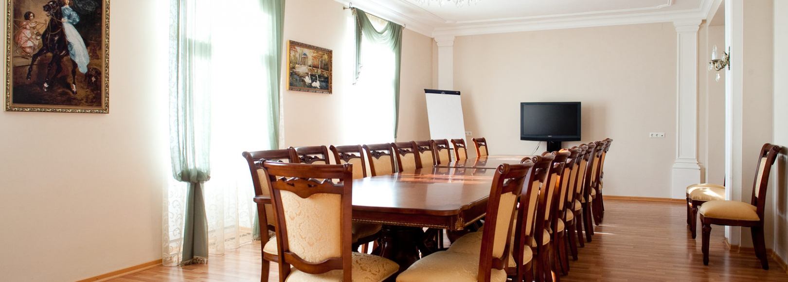 Фотография конференц-зала Ижора