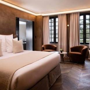 Фотография гостиницы Hôtel Saint-Delis - La Maison du Peintre - Relais & Châteaux