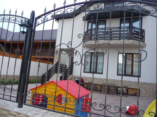 Фотографии гостевого дома
На Понтийской, 10