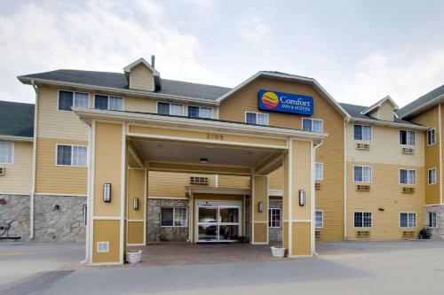 Фотография гостиницы Comfort Inn & Suites Bellevue - Omaha Offutt AFB