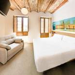 Фотография гостевого дома Original Domino House