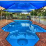 Фотография гостиницы Queens Beach Tourist Village