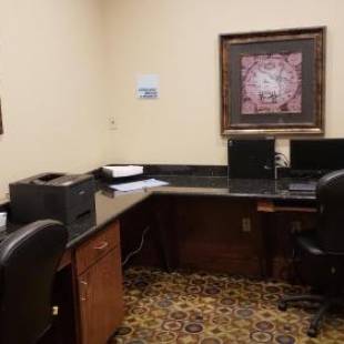 Фотографии гостиницы 
            Holiday Inn Express Hotel Galveston West-Seawall, an IHG Hotel