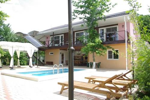 Фотография базы отдыха Курочка Ряба