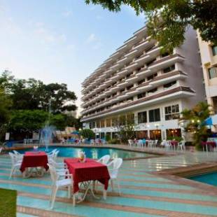 Фотографии гостиницы
Charoen Hotel