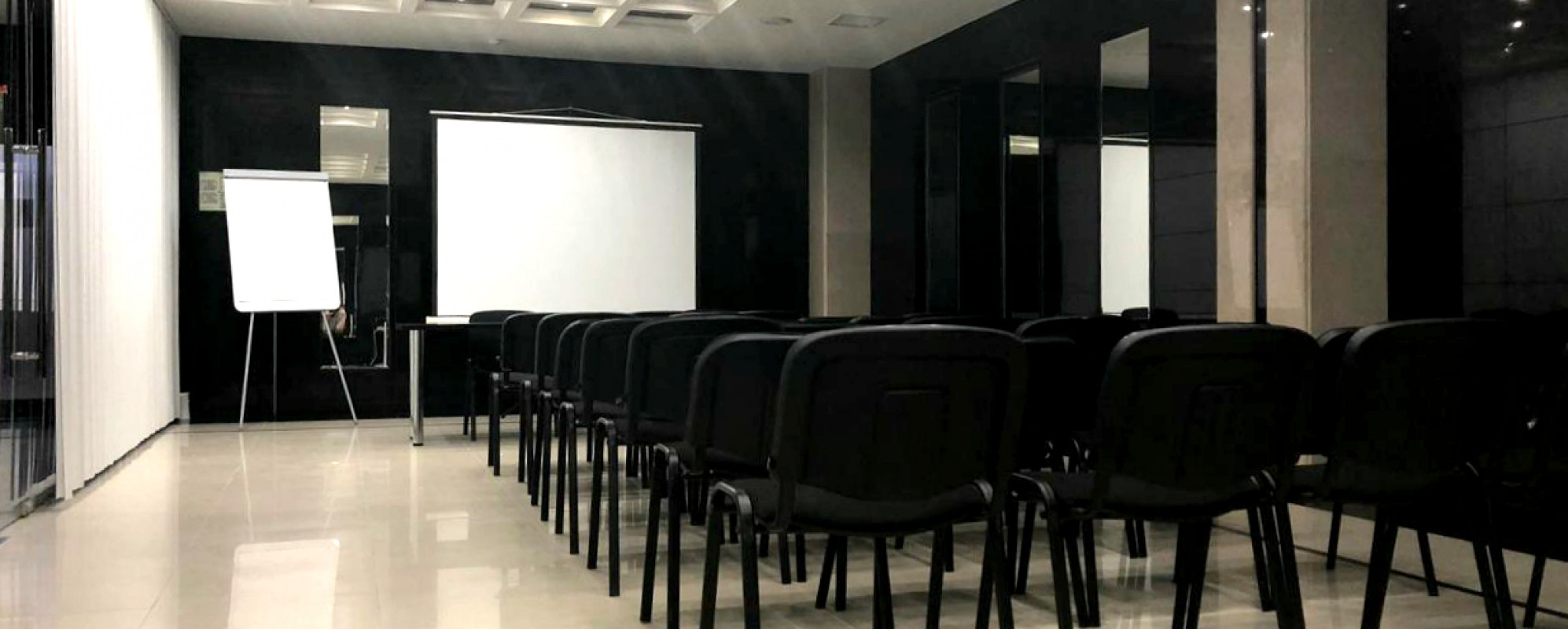 Фотографии конференц-зала Forum Plaza Lobby зал