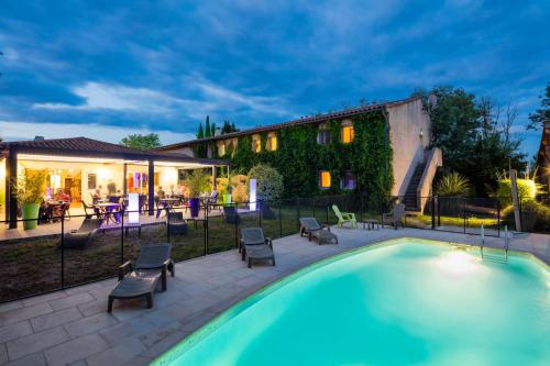 Фотография гостиницы Hôtel Clos Fleuri