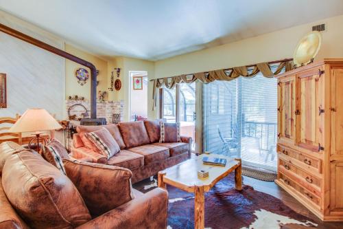 Фотография гостевого дома Forest Creek 22