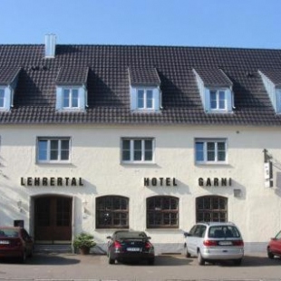 Фотография гостевого дома Hotel Garni Lehrertal