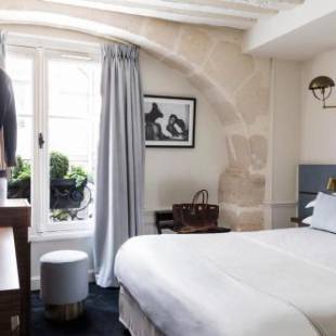 Фотографии гостиницы 
            Hotel Verneuil Saint Germain