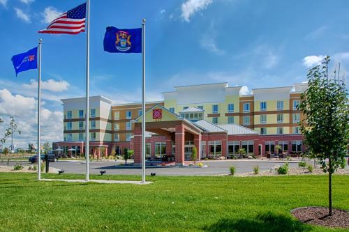 Фотография гостиницы Hilton Garden Inn Benton Harbor