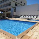 Фотография гостиницы Thanharu Praia Hotel