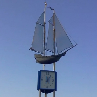 Фотография достопримечательности Городские часы