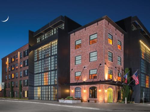 Фотография гостиницы NYLO Las Colinas Hotel, Tapestry Collection by Hilton