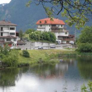 Фотографии гостиницы
Семеен хотел Кристал