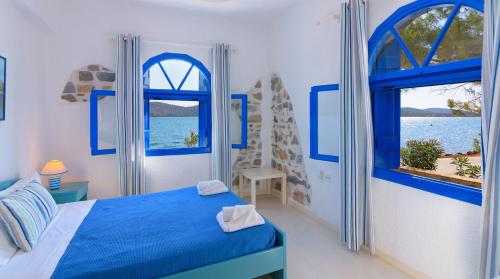 Фотография гостевого дома Eleftheria Sea Side Traditional House