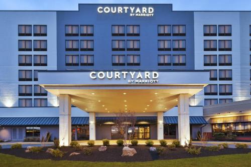 Фотография гостиницы Courtyard by Marriott Secaucus Meadowlands