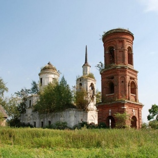 Фотография храма Церковь Святых Константина и Елены в деревне Мелтучи