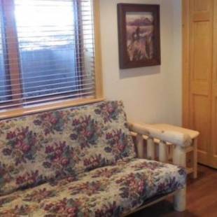 Фотографии гостевого дома
Timber Wolf