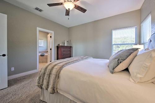 Фотография гостевого дома House with Outdoor Oasis Less Than 3 Miles from Canyon Lake!