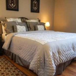 Фотография гостевого дома Restful Haven Near Village #249