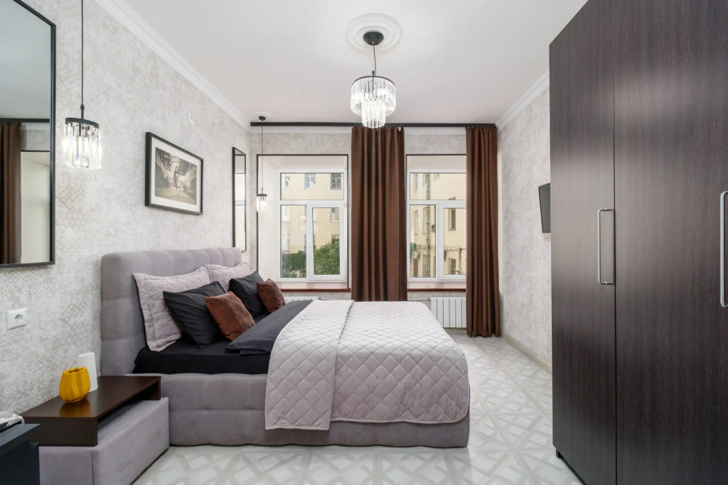 Фотография квартиры Апартаменты лофт у Исаакиевского Собора 2 Спальни 1