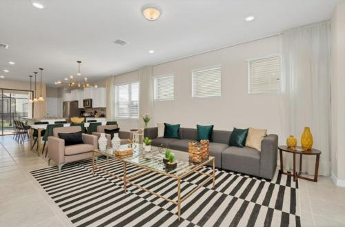 Фотография гостевого дома Solterra Dream Large Home with Private Pool Steps From Disney World