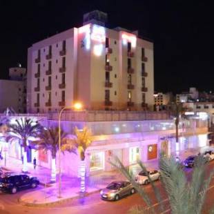 Фотографии гостиницы 
            Al Raad Hotel
