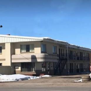 Фотографии мотеля
Travelodge by Wyndham Evanston