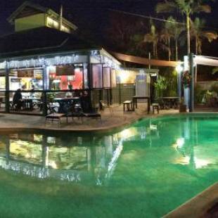 Фотографии хостела 
            Colonial Village Resort