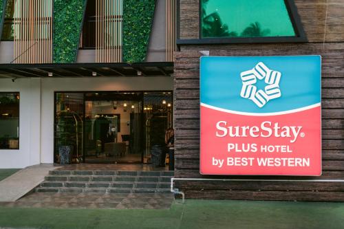 Фотография гостиницы SureStay Plus Hotel by Best Western AC LUXE Angeles City