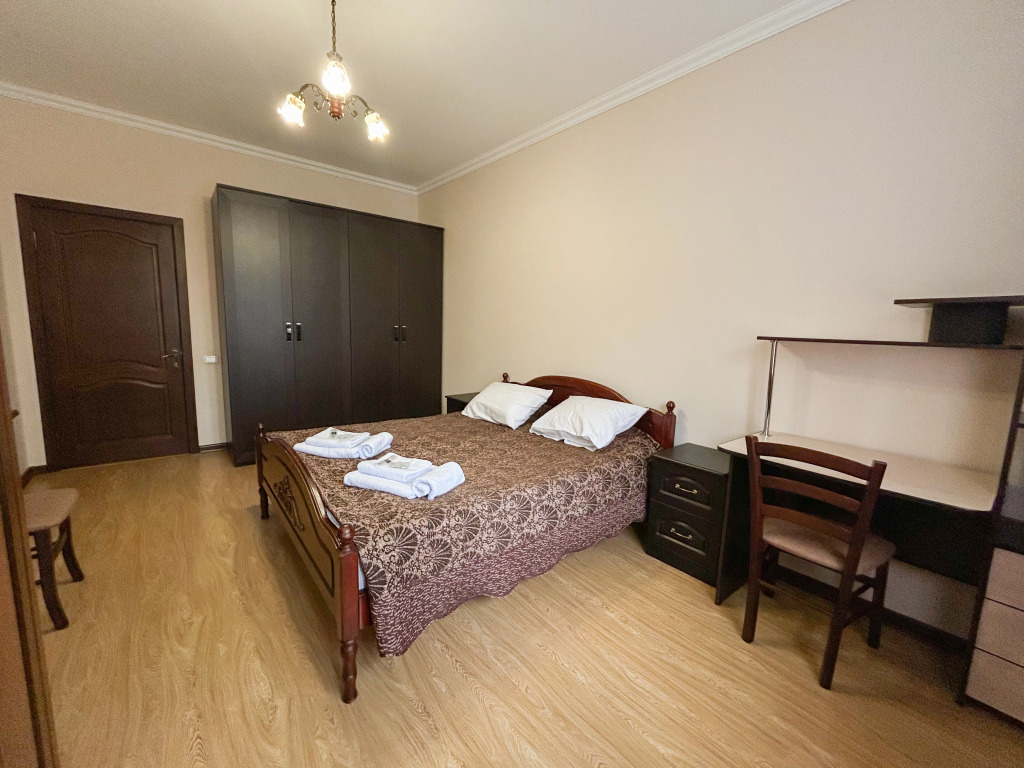 Фотография квартиры Квартира ПосуткаРу Октябр 337 Курортный парк и Питьевая галерея