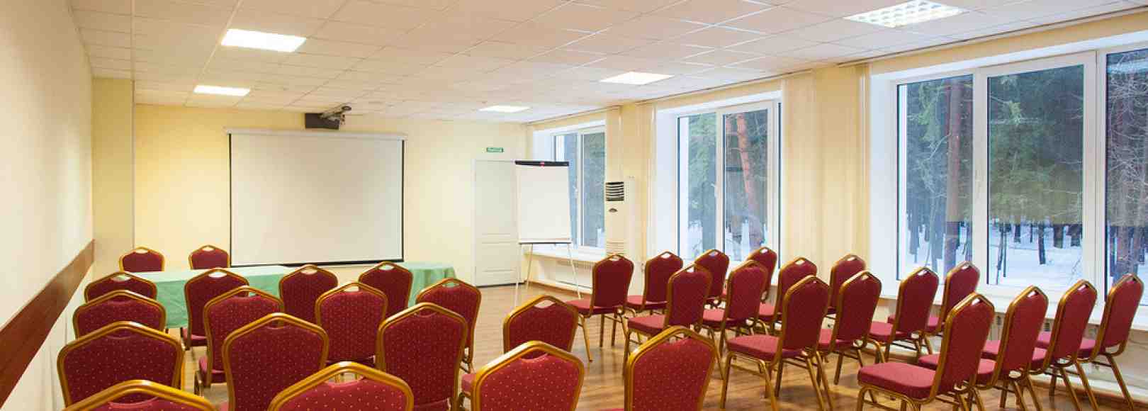 Фотография конференц-зала Зал Новгород