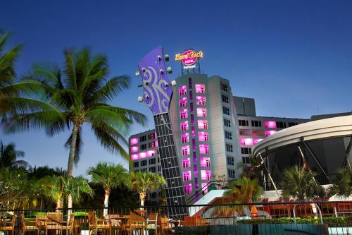 Фотография гостиницы Hard Rock Hotel Pattaya - SHA Extra Plus