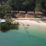 Фотография гостиницы Cliff Cottage