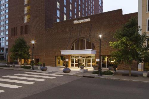 Фотография гостиницы Sheraton Raleigh Hotel