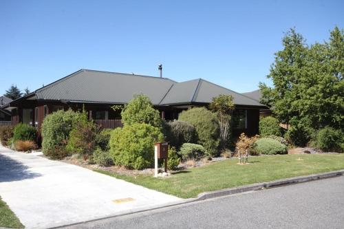 Фотография гостевого дома 3 Mt Isobel Place