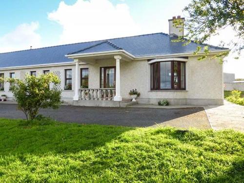 Фотография гостевого дома Belladrihid Cottage, Ballysadare