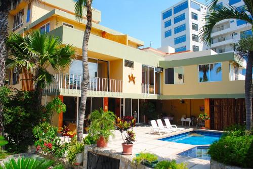 Фотография гостиницы Hostal Antares