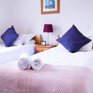 Фотографии мини отеля
The Rising Sun Inn